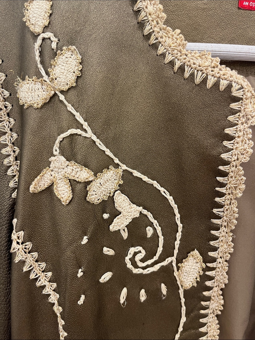 Oscar de la Renta Leather Jacket with Cream Embroidery-Olive Green-Gold Accents - Picture 3 of 8